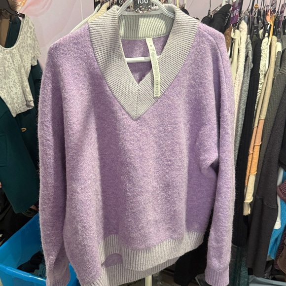 lululemon athletica Light Purple V-Neck Sweater - Picture 3 of 3